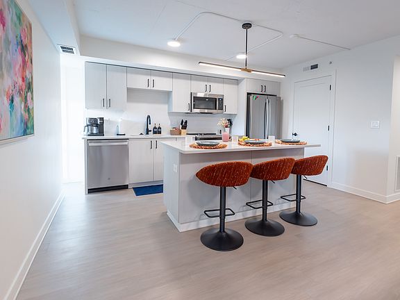 2nd image of 1700 N Manhattan Ave #305