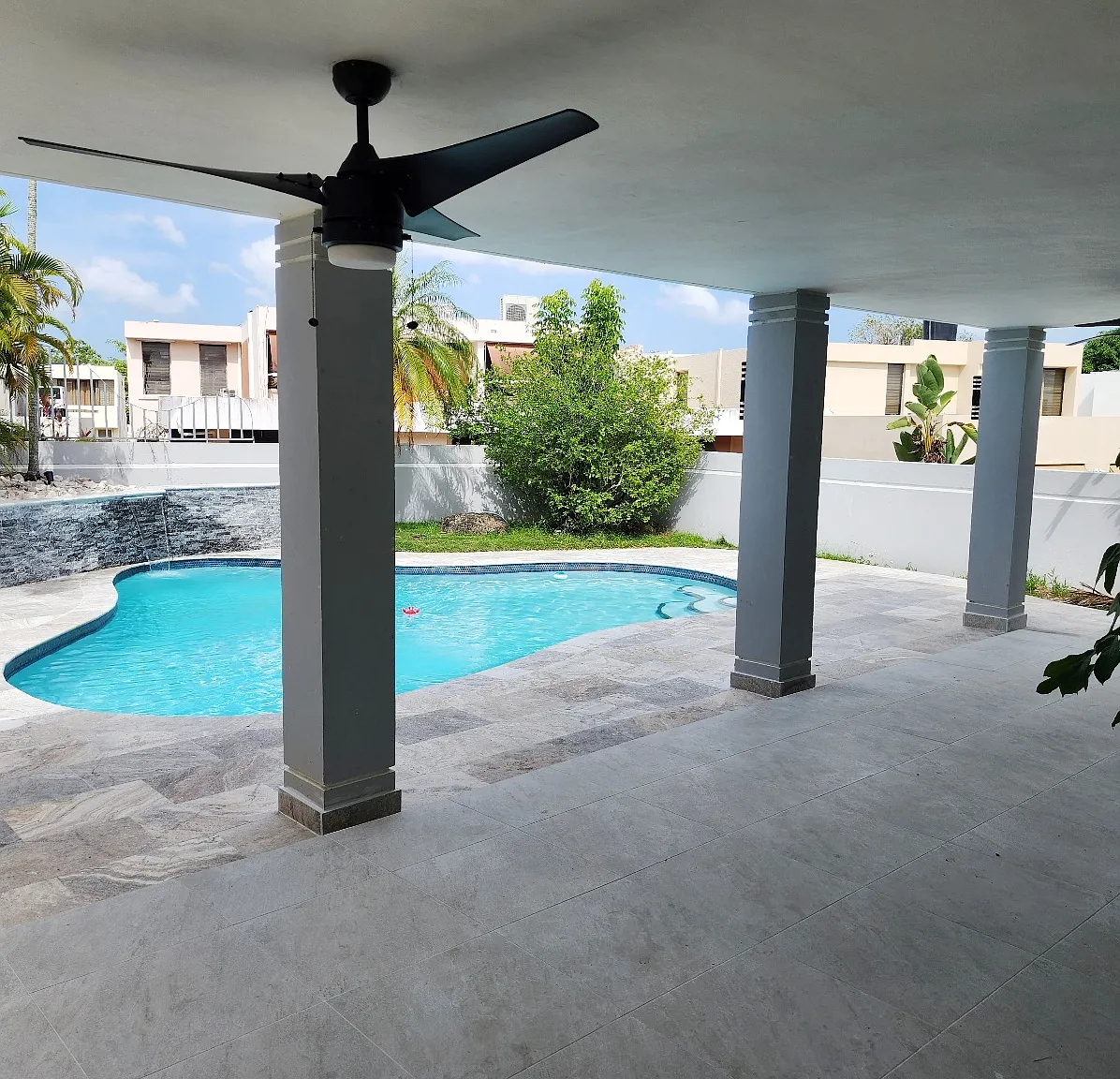4 bed, 3.5 bath, 2800 sqft, $5,300 — Photo 3