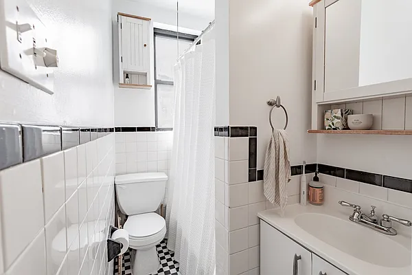 Rented by Bond New York | media 14