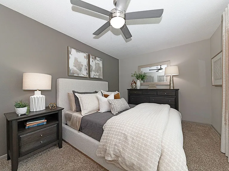 Bedroom with carpet & ceiling fan