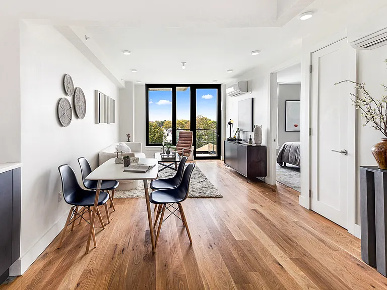 1544 Ocean Pkwy #3B — Photo 1