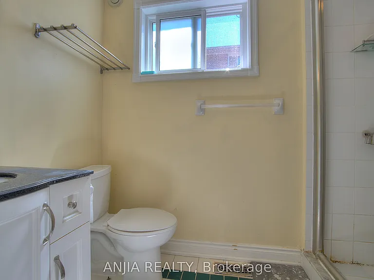 6 Bellbury Cres #Yard 1b — Photo 6