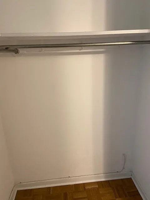 Studio, 420 sqft, $1,900 — Photo 3