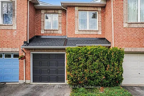 2064 Dunollie Cres Photo 1 2064 Dunollie Cres Photo 1