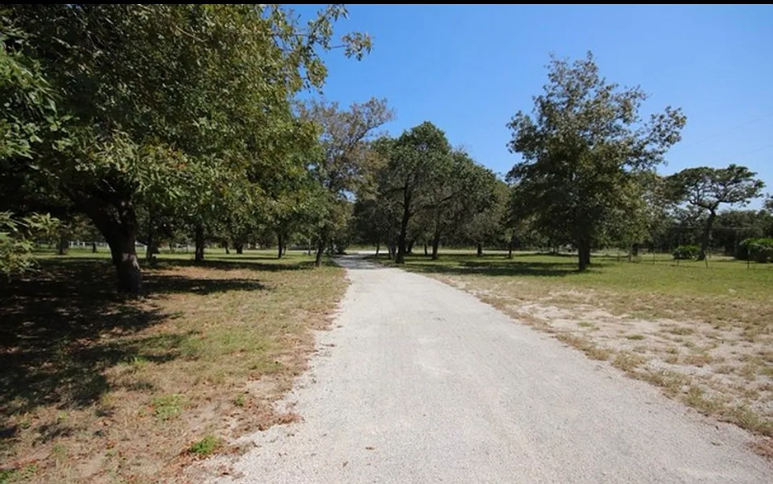 3 bed, 1512 sqft, $2,050 — Photo 1