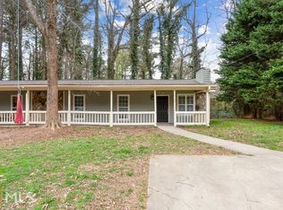 2144 Valley Oaks Dr SE, Smyrna, GA 30080