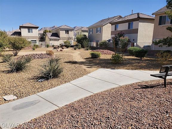 2nd image of 5254 Paradise Skies Ave