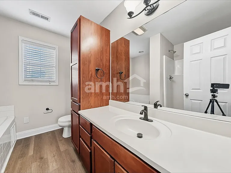 5705 Parasol Ln — Photo 10
