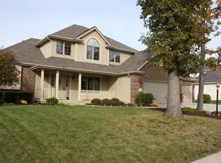 1915 Worthington Dr, Fort Wayne, IN 46845