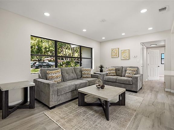 3rd image of 2601 HEALY DRIVE