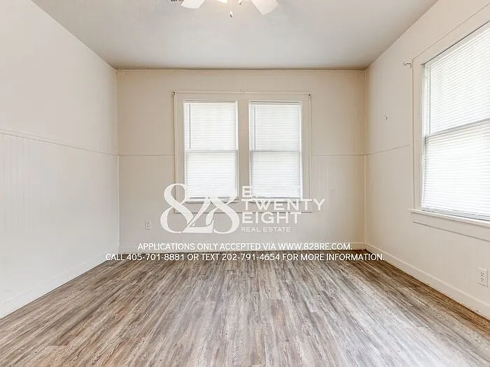 320 Castro St — Photo 7