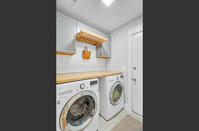 2076 Presidio Dr — Photo 12