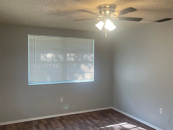 3rd image of 12719 Buckhorn Dr