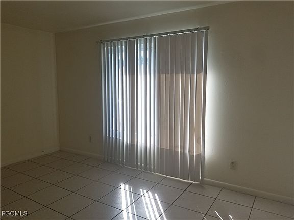 3rd image of 3223 SW Santa Barbara Pl #3223