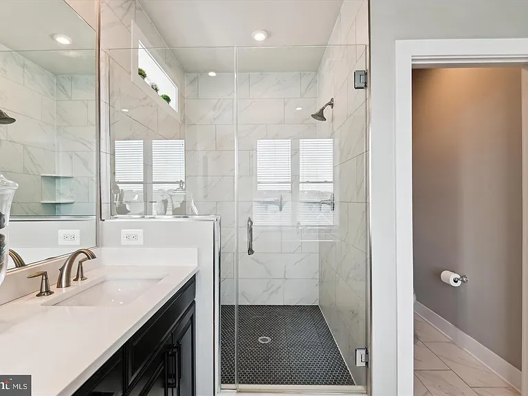 3062 Forum Pl — Photo 17
