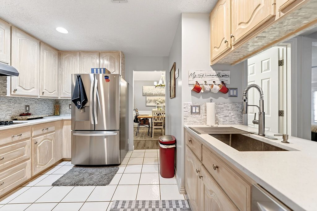 104 Easterner Pl - Property Image