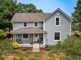 E10484 River Rd, Sauk City, WI 53583