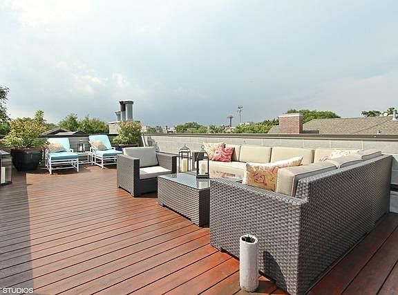Private rooftop deck
