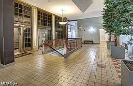 3rd image of 1951 W 26th St APT 402