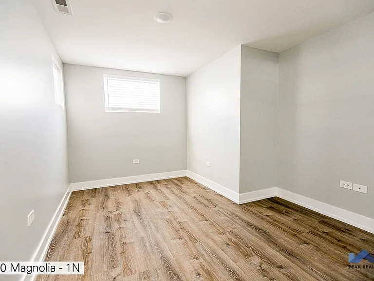 5300 N Magnolia Ave — Photo 17