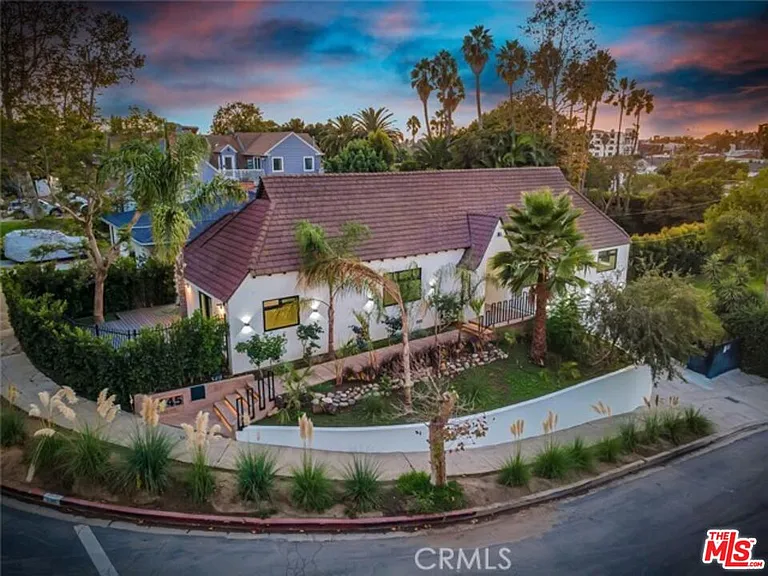 1145 S Longwood Ave — Photo 42