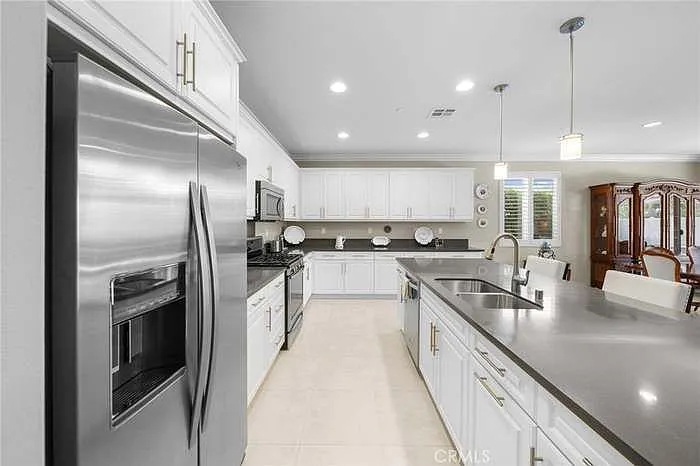 31081 Maverick Ln — Photo 3