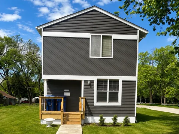 13802 Seeley Ave, Blue Island, IL 60406