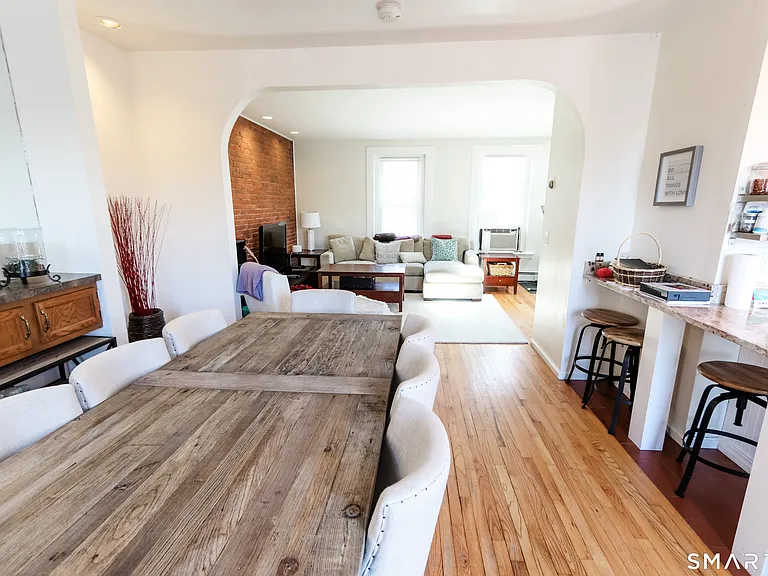 182 Chestnut St #2 — Photo 7