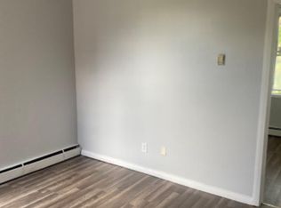 635 Grove St FLOOR 2, Irvington, NJ 07111