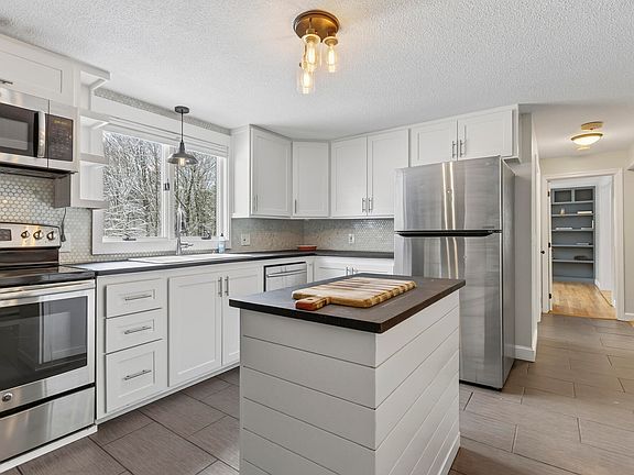 2nd image of 173 Weymouth Road