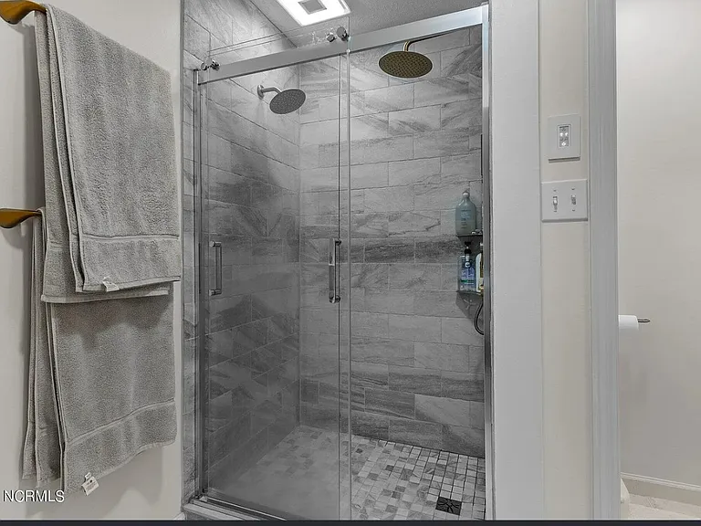 3434 Masters Dr — Photo 11