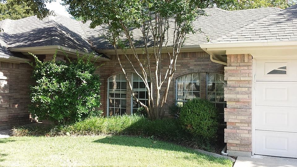 1st image of 3404 Westgrove Dr