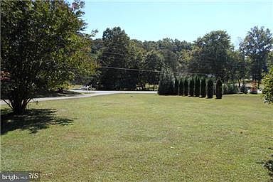 2nd image of 112 Autumn Dr