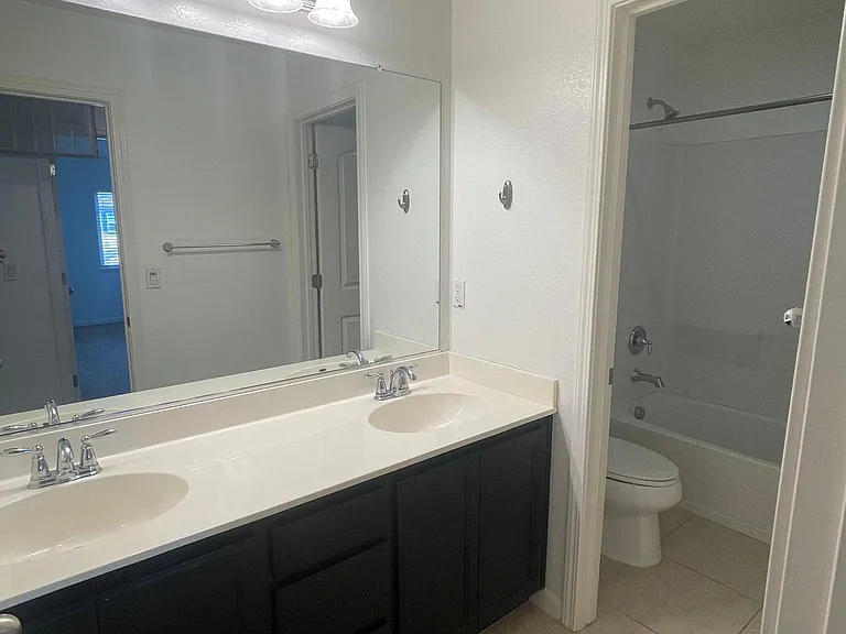 436 Potters Ln — Photo 14