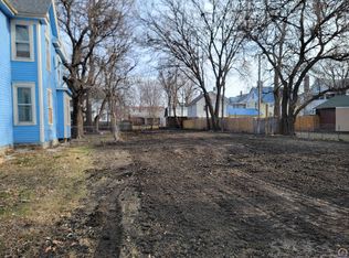 924 SW Lincoln St, Topeka, KS 66606