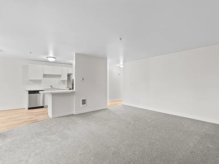Spacious 2x2 Apartment Homes in Central Tacoma! — Photo 52