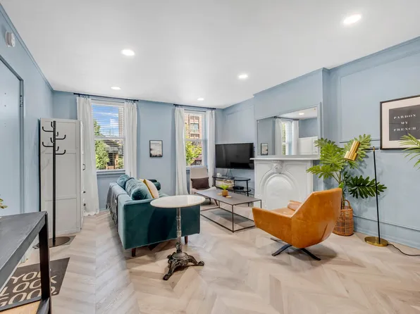 (undisclosed Address), Chicago, IL 60642