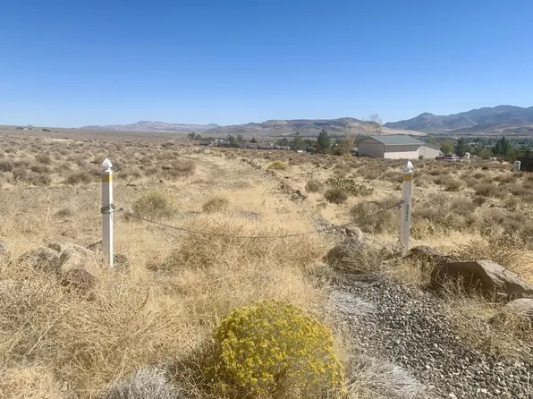 262 Edith Ln, Dayton, NV 89403