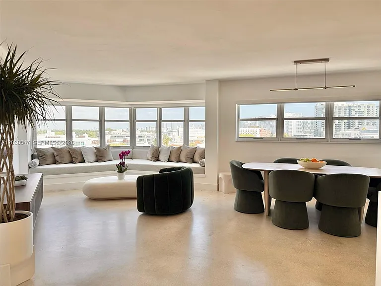 1881 Washington Ave #9C — Photo 7