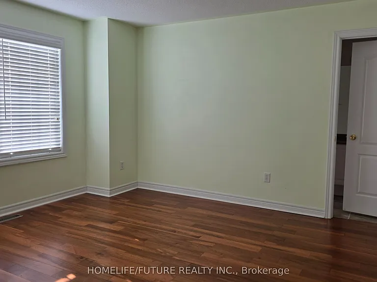 51 Waite Cres — Photo 11