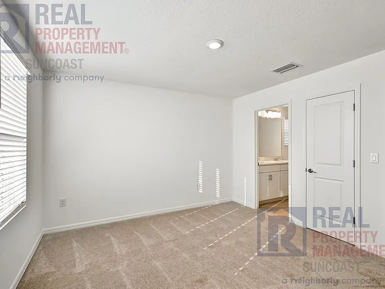 8700 Daybreak St — Photo 19