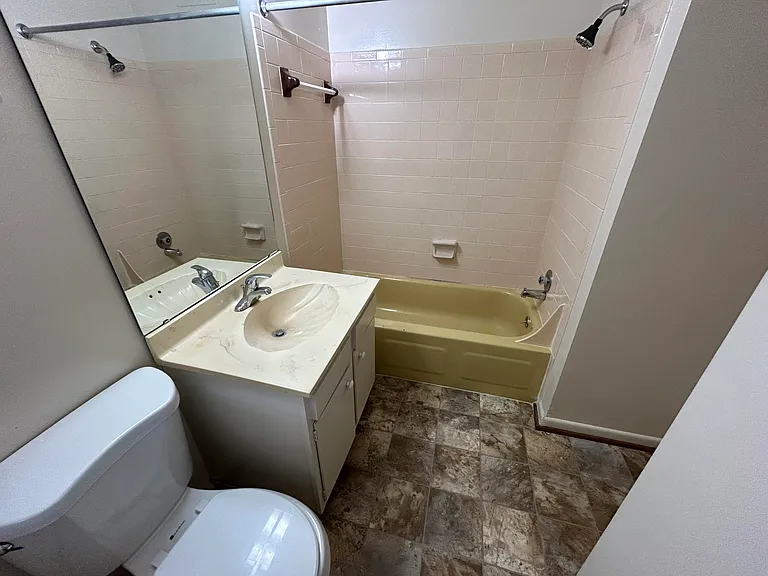 104 Hounds Chase Ln SW #22 — Photo 6