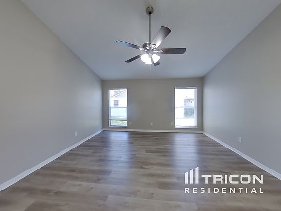 3rd image of 2606 Brianholly Dr