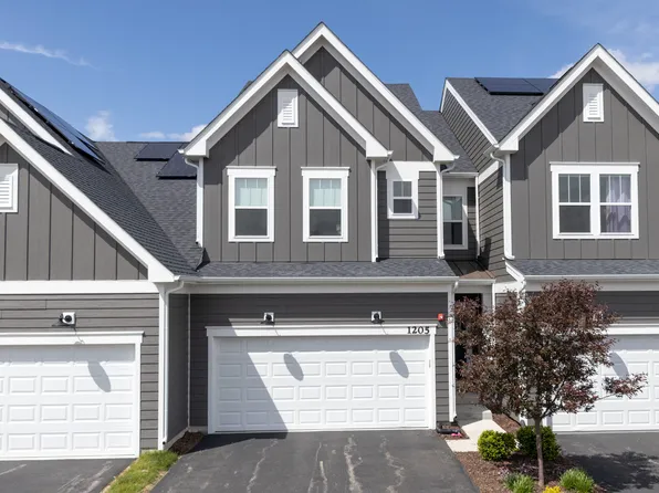 1205 Josiah Rd, Naperville, IL 60563