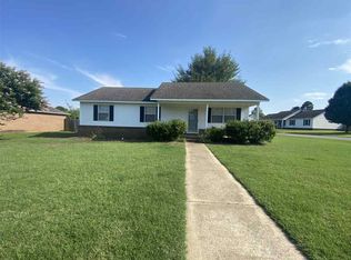 908 Baywood Dr, Paragould, AR 72450