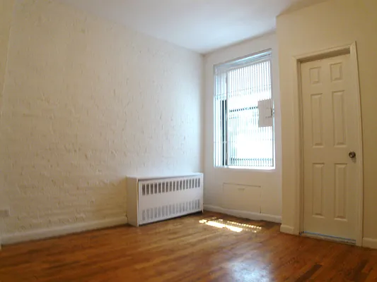 Rented by Uptown Property Group | media 14