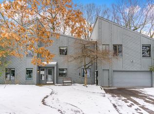 1360 Sunset Rd, Ann Arbor, MI 48103