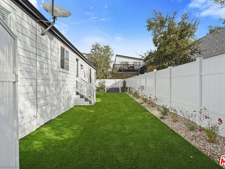 30473 Mulholland Hwy #109 — Photo 26