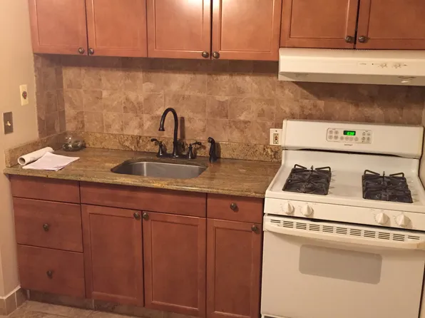39 N 21st St, Kenilworth, NJ 07033