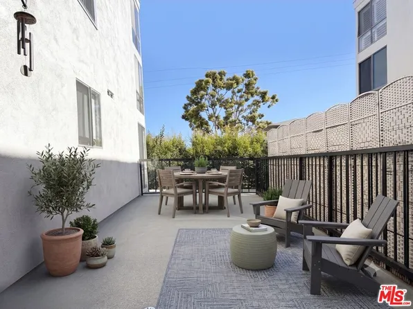 8530 Holloway Dr APT 222, West Hollywood, CA 90069